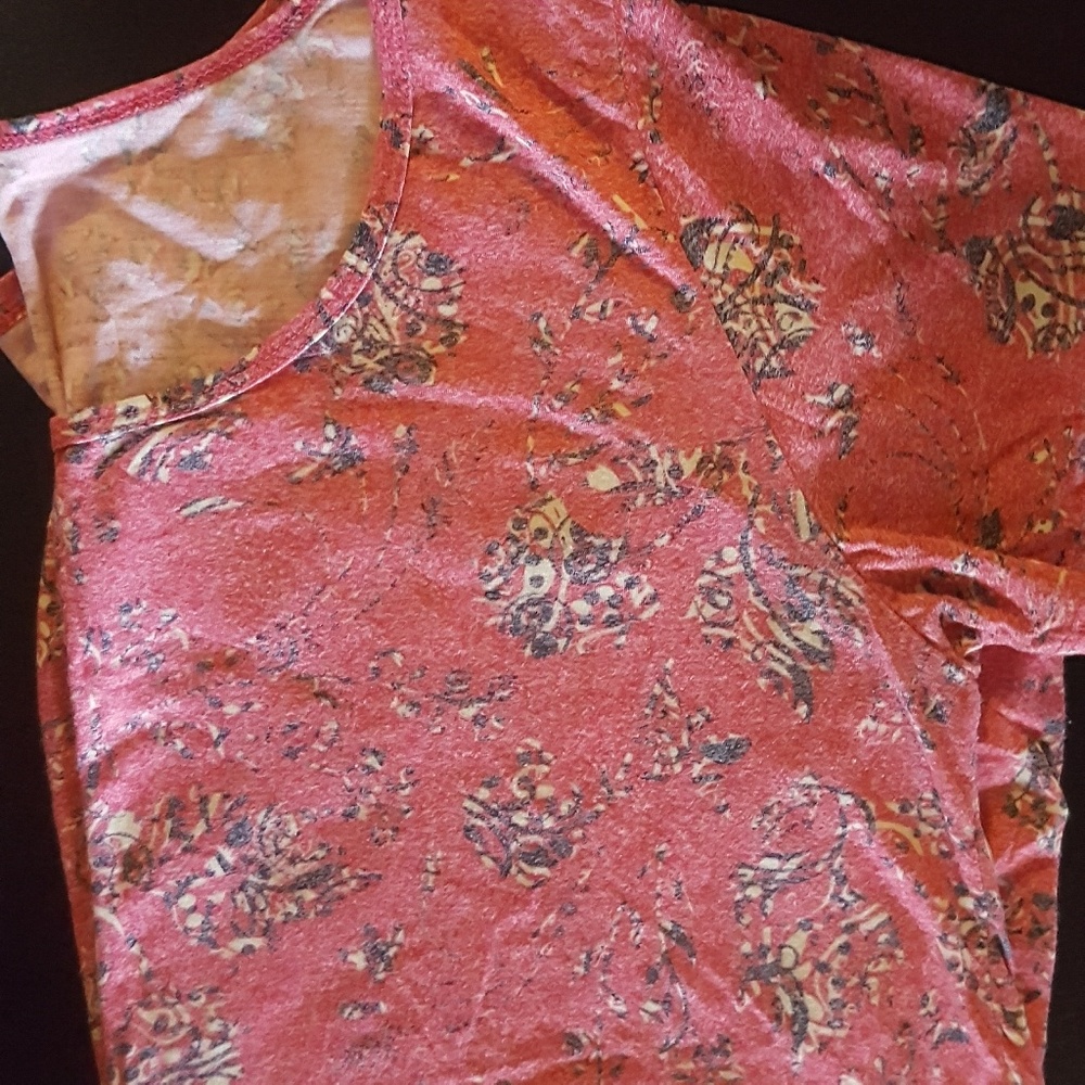LuLaRoe Classic Tee
